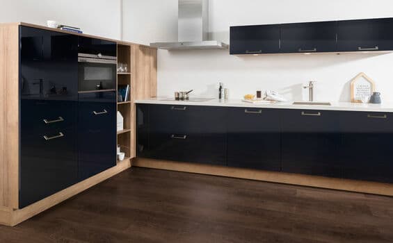 Donkerblauwe keuken